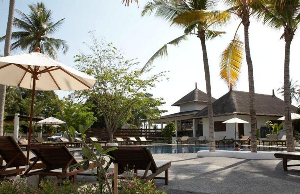 Hutcha Resort Menam-part Kültér fotó